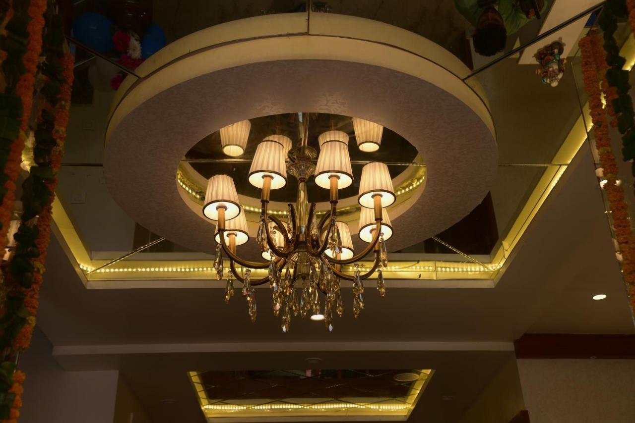 Hotel Le Cypress Bareilly Extérieur photo