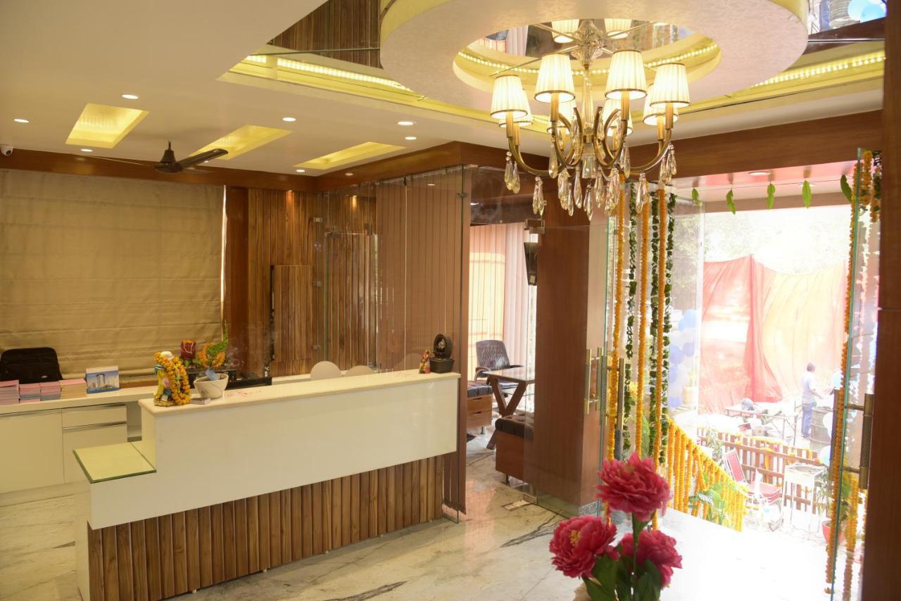 Hotel Le Cypress Bareilly Extérieur photo